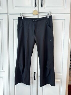 Patagonia All-Out‎ Capris Black Drawstring Wide-Leg Jogger Pants. Size 6